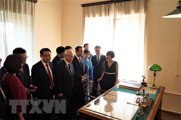 TP Ho Chi Minh day manh hop tac voi thanh pho St.Petersburg cua Nga hinh anh 2
