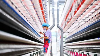 san xuat trung quoc chung lai gioi chuc trung quoc gap rut hanh dong