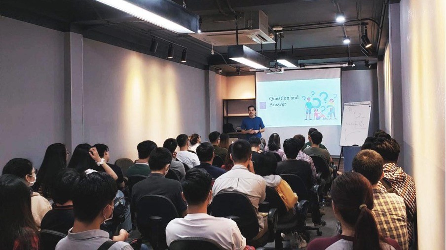 DinhHuy Designer mang thành tích quốc tế khẳng định trí tuệ Việt