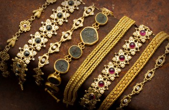 dien bien gia vang ra sao trong boi canh chinh sach tien te khong som noi long