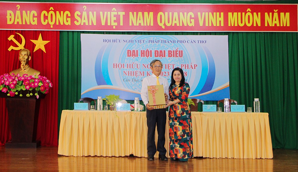 Đẩy mạnh, phát triển các hoạt động của cộng đồng Pháp ngữ tại Cần Thơ