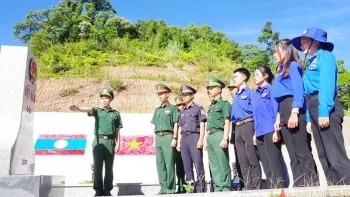 thua thien hue nhan len niem tu hao trach nhiem thieng lieng