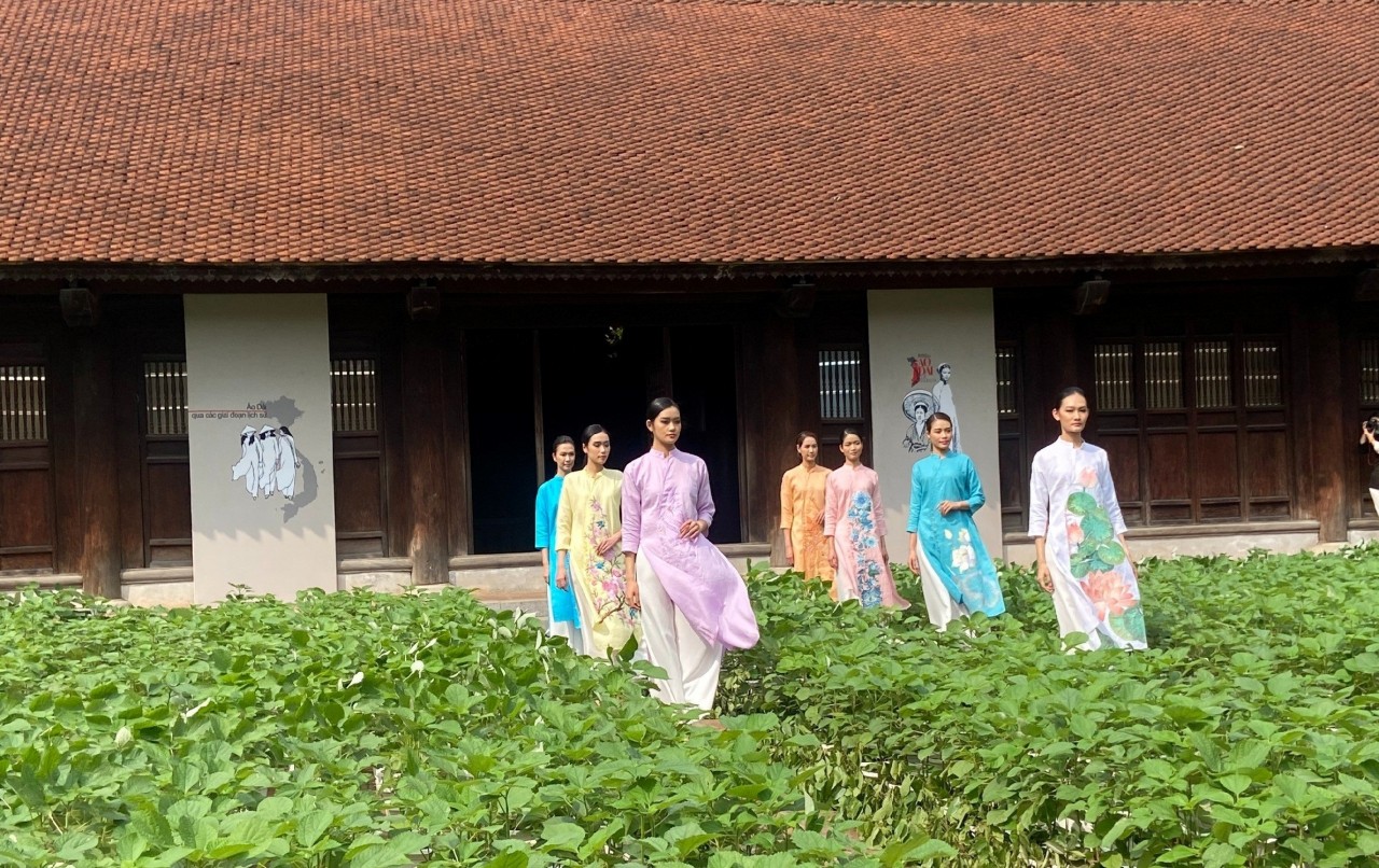 Bài 4: Đưa Áo dài trở thành di sản văn hóa phi vật thể