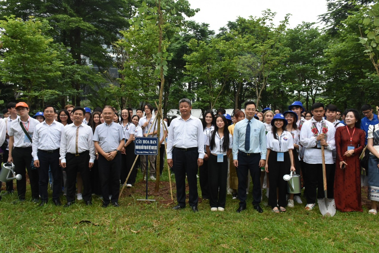 Hà Nội mời gọi thanh niên, sinh viên kiều bào chung sức xây dựng thủ đô