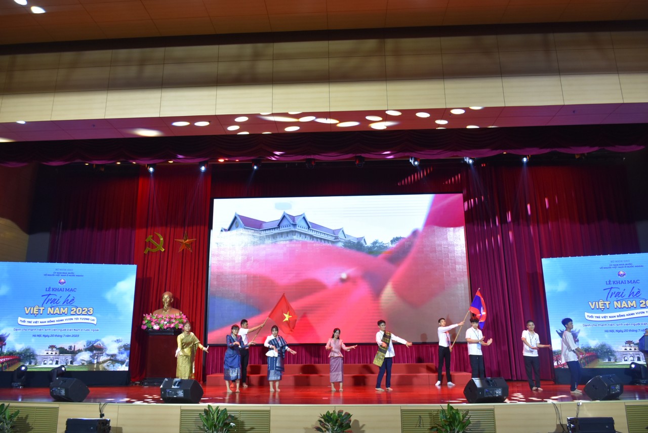 Hà Nội mời gọi thanh niên, sinh viên kiều bào chung sức xây dựng thủ đô