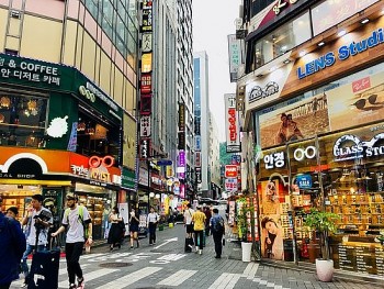 Hàn Quốc điều chỉnh lương tối thiểu: Thu nhập của lao động Việt Nam tăng đáng kể