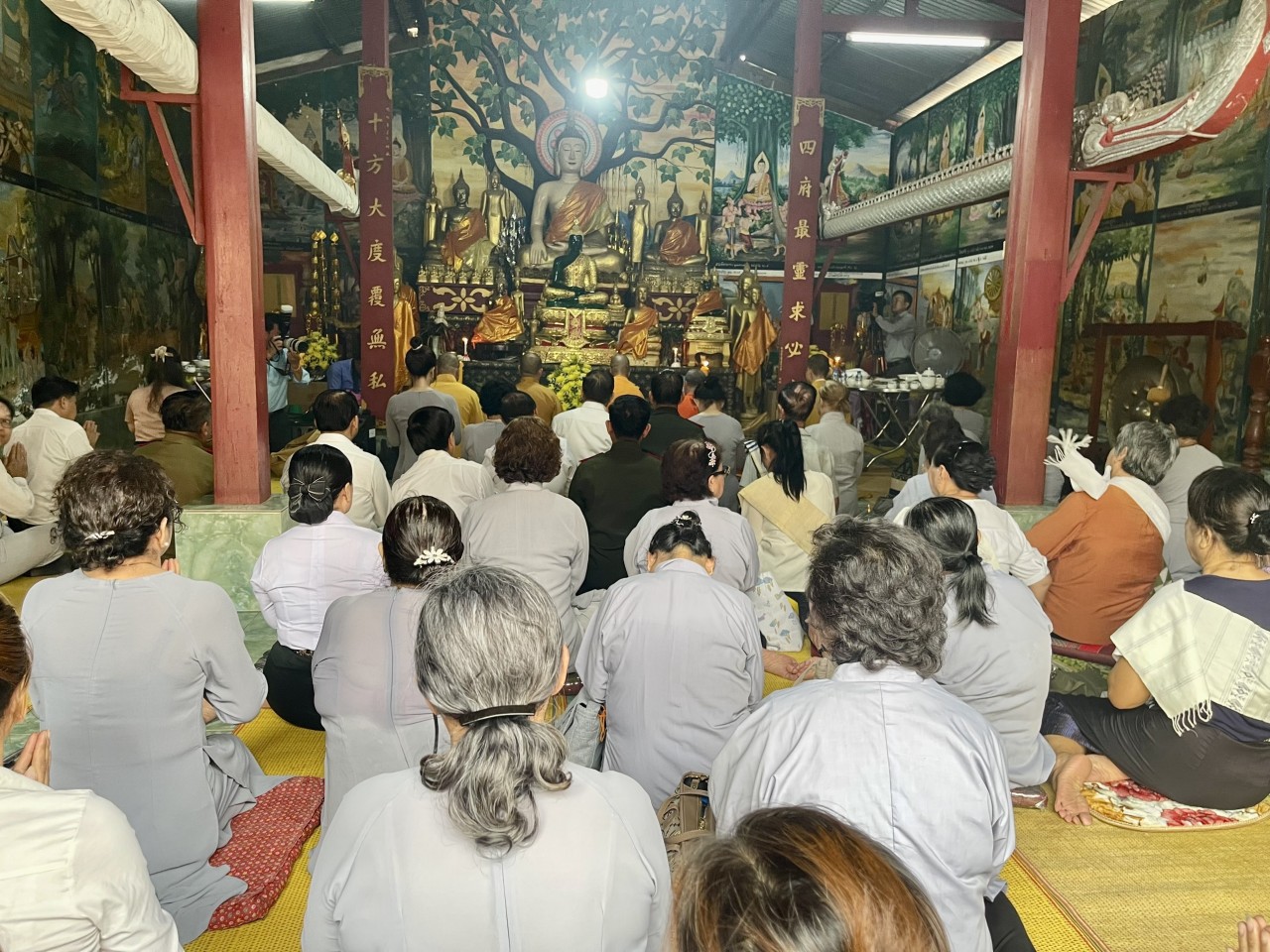Xúc động Lễ cầu siêu cho các anh hùng liệt sĩ Việt Nam và Lào tại tỉnh Luang Prabang