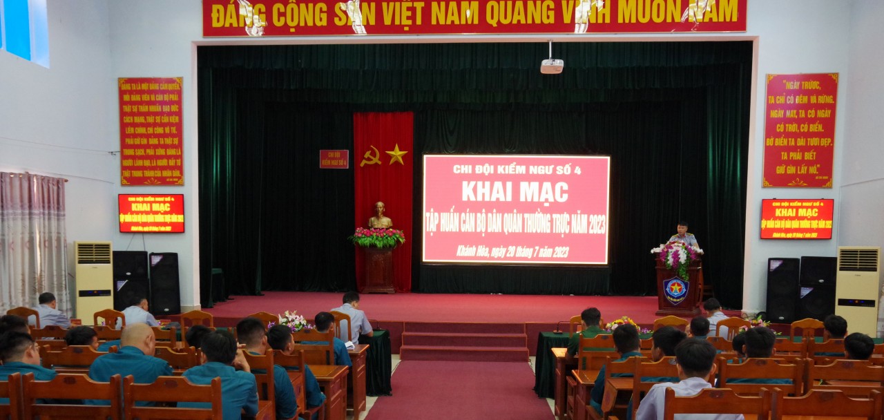 Khánh Hòa: Tập huấn kiến thức cho Chi đội Kiểm ngư số 4