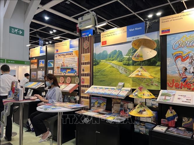 Việt Nam tham gia Hội chợ sách Hong Kong