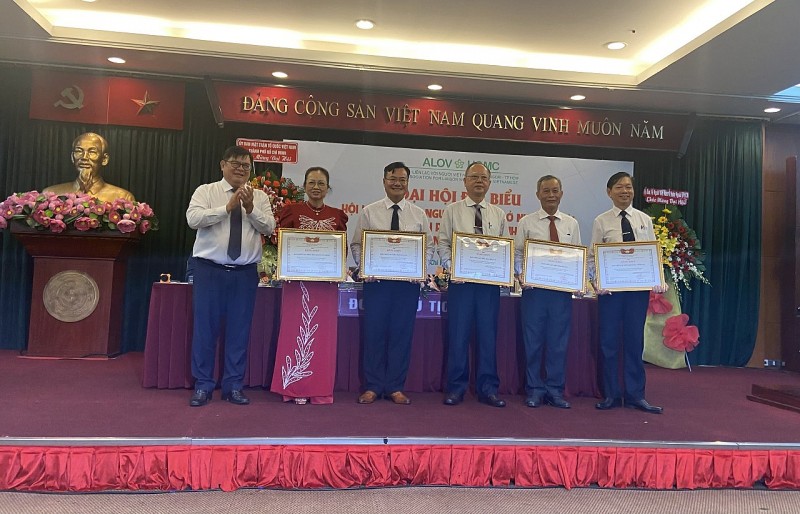 Hội Liên lạc người Việt Nam ở nước ngoài TPHCM ra mắt Ban Chấp hành mới