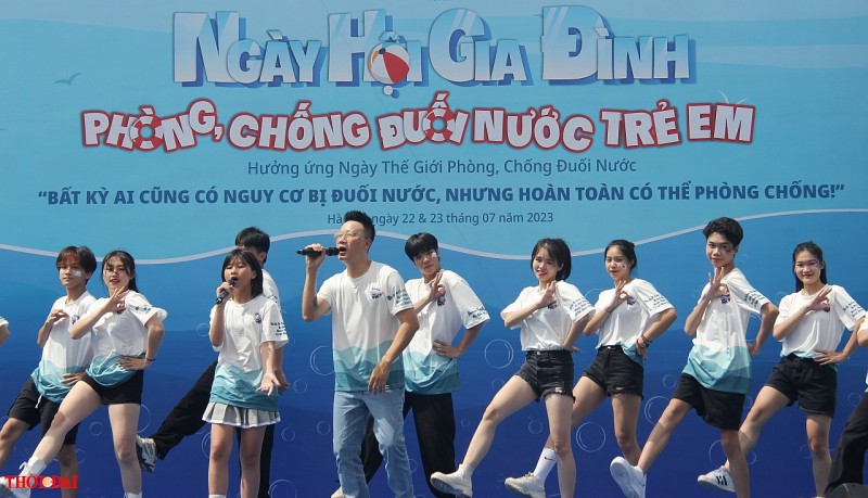 Sự quan tâm của cha mẹ góp phần bảo vệ trẻ em trước nguy cơ đuối nước Sự quan tâm của cha mẹ góp phần bảo vệ trẻ em trước nguy cơ đuối nước