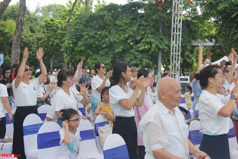 Sự quan tâm của cha mẹ góp phần bảo vệ trẻ em trước nguy cơ đuối nước Sự quan tâm của cha mẹ góp phần bảo vệ trẻ em trước nguy cơ đuối nước