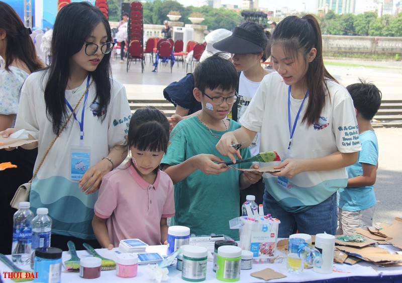 Sự quan tâm của cha mẹ góp phần bảo vệ trẻ em trước nguy cơ đuối nước Sự quan tâm của cha mẹ góp phần bảo vệ trẻ em trước nguy cơ đuối nước