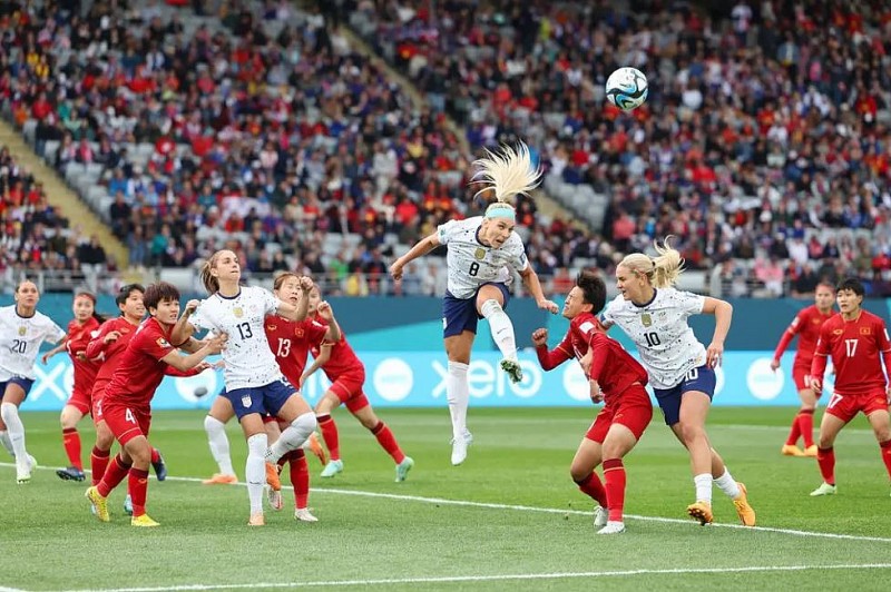 Báo chí nước ngoài: Ấn tượng với tinh thần thi đấu của Việt Nam trong lần đầu tham gia World Cup