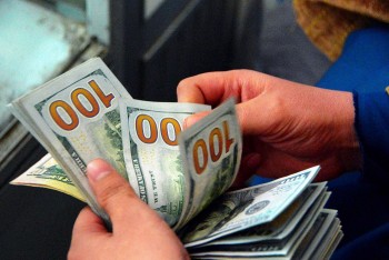 Tỷ giá “lặng sóng”, giá vàng đi ngang sau quyết định từ bên kia bán cầu