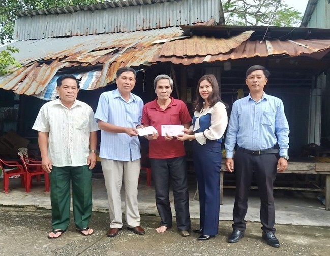 Hoạt động uống nước nhớ nguồn của Hội Liên hiệp Phụ nữ Việt Nam