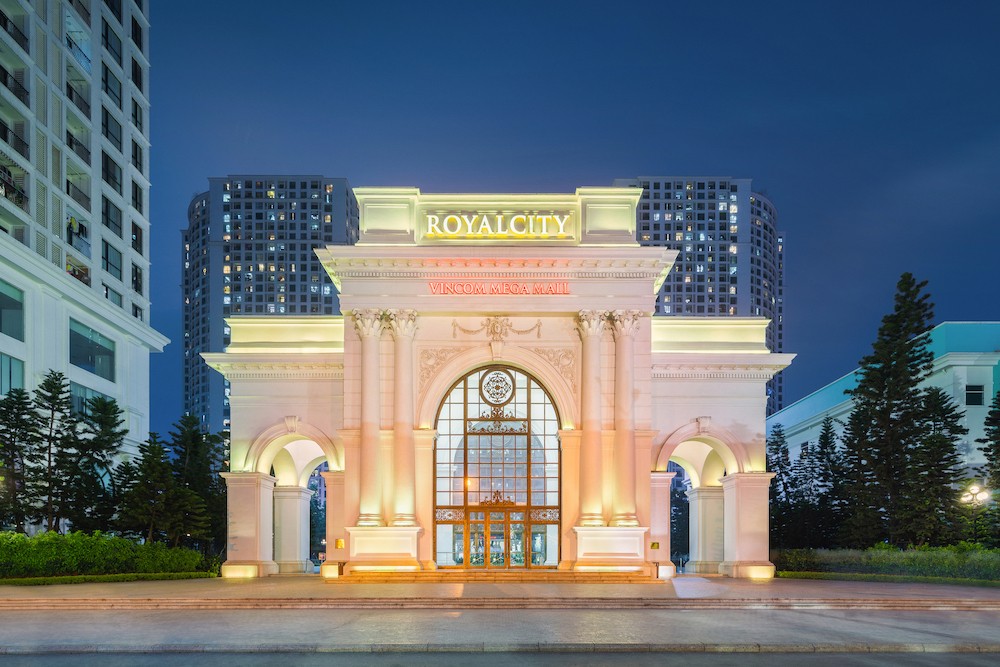 Vincom Royal City ra đời là dấu mốc cho làn sóng trung tâm thương mại thế hệ mới “tất cả trong một” những năm đầu thập kỉ trước.