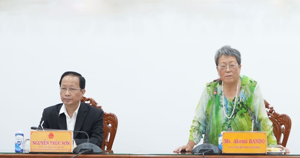 Hội trợ giúp trẻ em Việt Nam - Nhật Bản hỗ trợ trẻ khuyết tật Bến Tre
