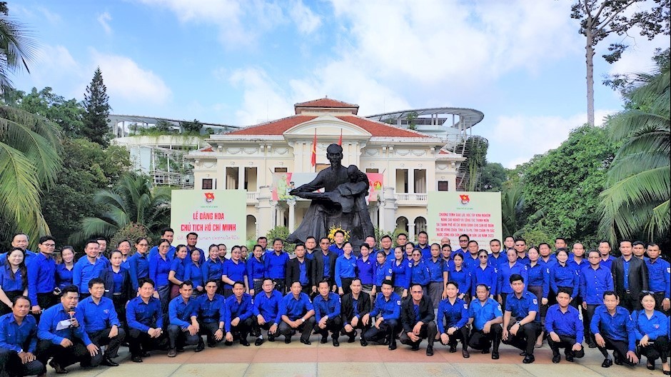 Thanh niên Việt - Lào chia sẻ kinh nghiệm công tác thanh niên