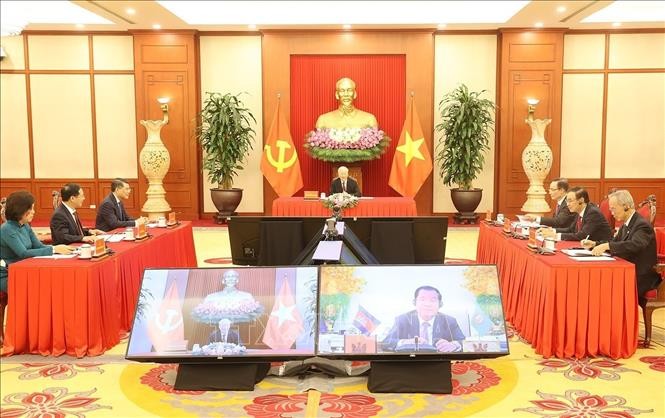 Tổng Bí thư Nguyễn Phú Trọng điện đàm với Chủ tịch Đảng Nhân dân Campuchia, Thủ tướng Chính phủ Campuchia
