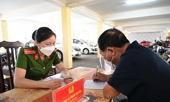 Từ 15/8, xe mới mua đăng ký lần đầu dùng biển số nào?