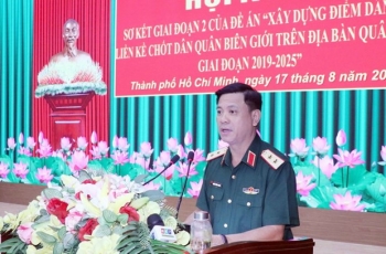 Xây dựng cơ sở hạ tầng cùng dân biên giới bảo vệ biên cương Tổ quốc