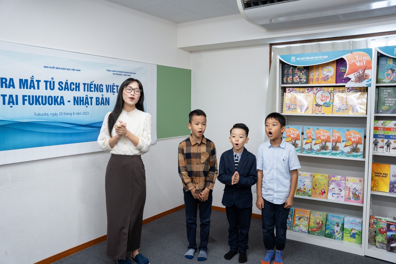 Ra mắt Tủ sách tiếng Việt trực tuyến với Fukuoka (Nhật Bản)