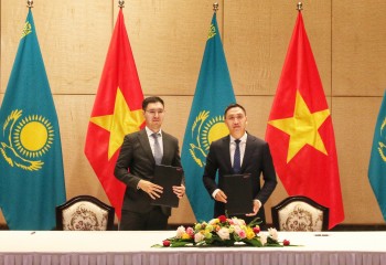 Việt Nam và Kazakhstan ký kết 8 văn kiện hợp tác đa lĩnh vực