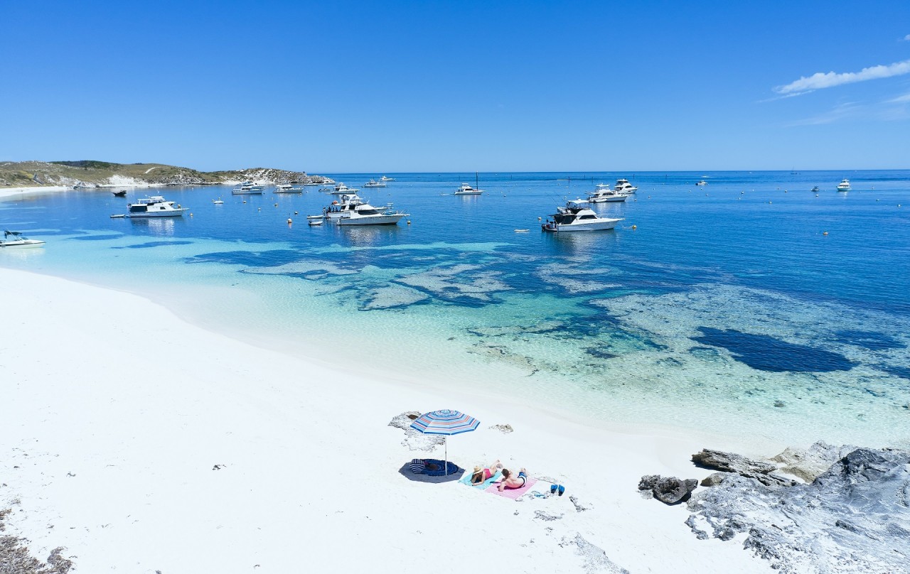 Thăm thú đảo Rottnest - Hòn đảo có quá khứ bí ẩn tại Úc