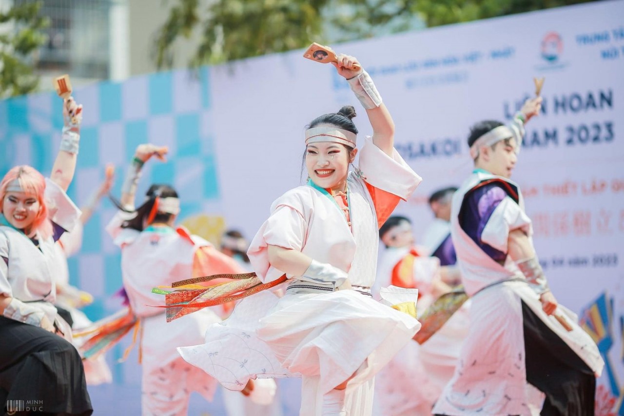 Đem cổ tích 