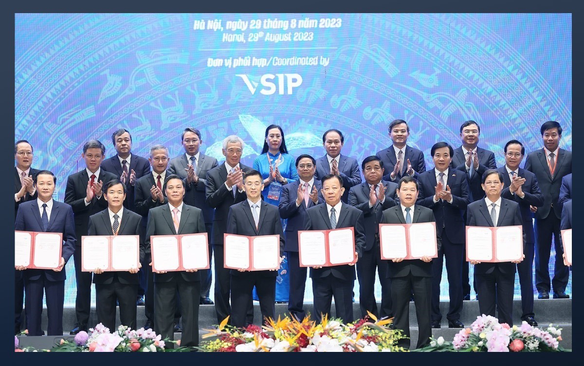 Đối ngoại nhộn nhịp giữa tháng Tám mùa Thu lịch sử