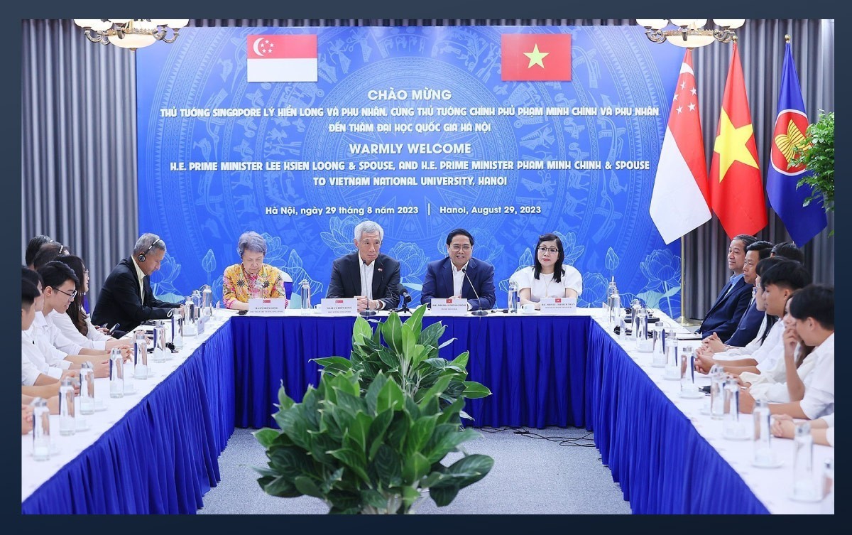Đối ngoại nhộn nhịp giữa tháng Tám mùa Thu lịch sử