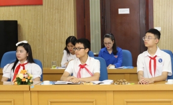 quoc hoi tre em