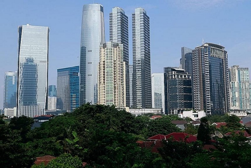 Nhiều quốc gia áp dụng chính sách mới thu hút du lịch, đầu tư nước ngoài