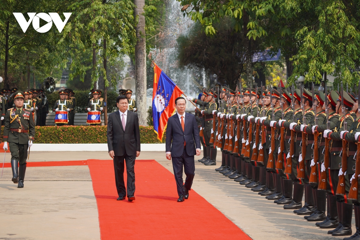 quan he ngoai giao viet nam - lao hon 6 thap ky sat canh ben nhau hinh anh 1