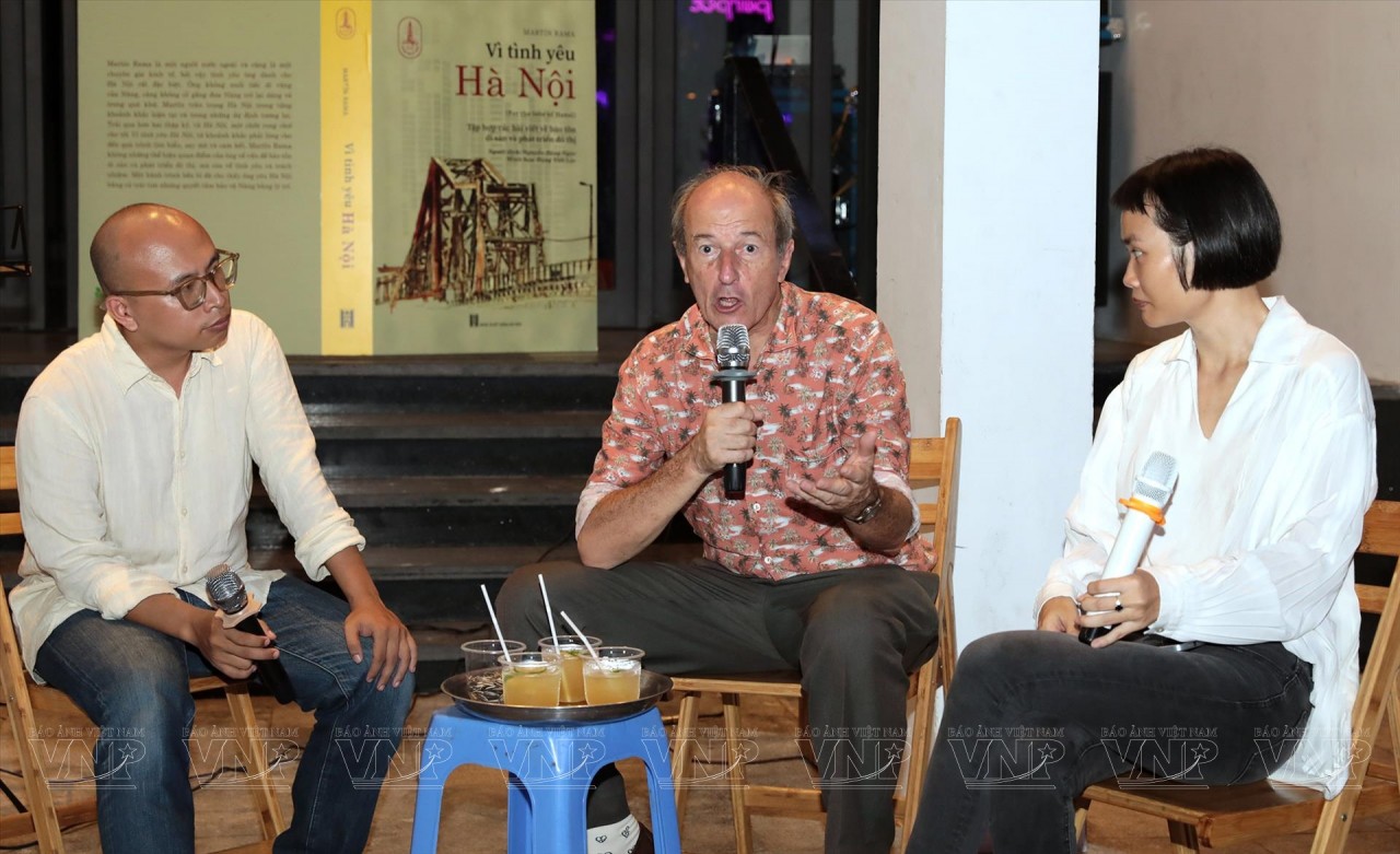 Martín Rama: “Vì tình yêu Hà Nội”
