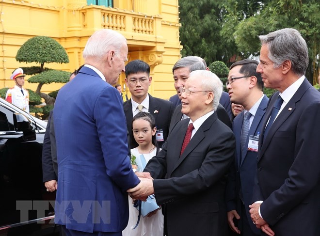 Tổng Bí thư chủ trì Lễ đón chính thức Tổng thống Hoa Kỳ Joe Biden  | Chính trị | Vietnam+ (VietnamPlus)
