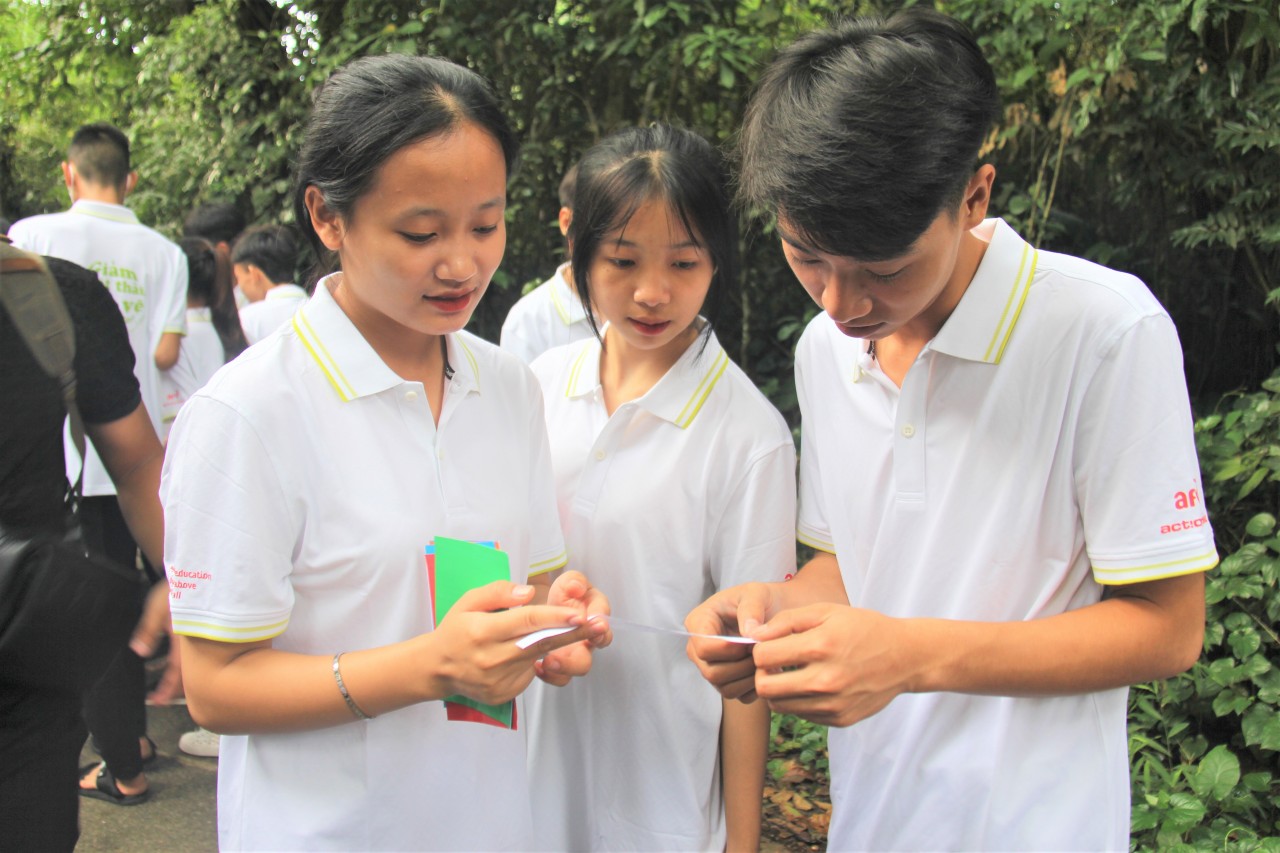 Gần 1.000 thanh niên tham gia đi bộ hưởng ứng "Giảm phát thải bảo vệ tương lai"