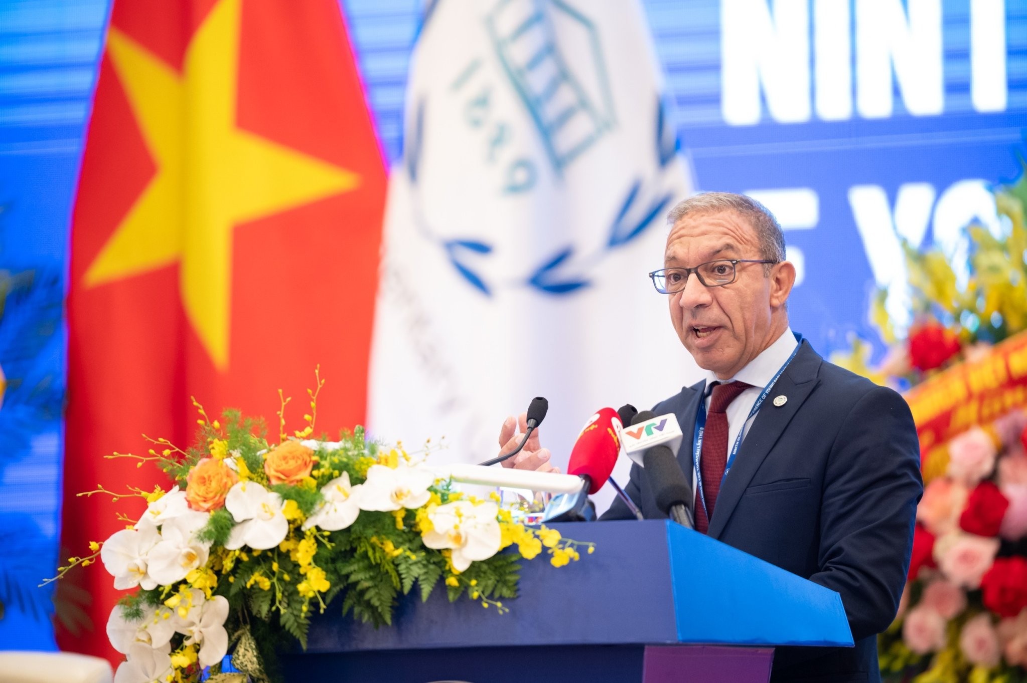  Chủ tịch Liên minh Nghị viện thế giới Duarte Pacheco đánh giá cao cam kết của Việt Nam trong việc nêu gương đi đầu trong việc trao quyền cho thanh niên. (Ảnh: Quochoi.vn)