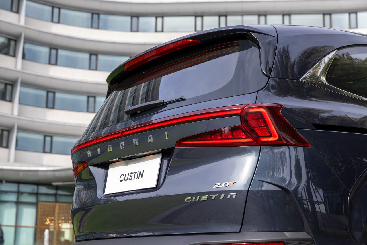 Hyundai Custin 2023  - Đối thủ Toyota Innova lần đầu xuất hiện tại Việt Nam