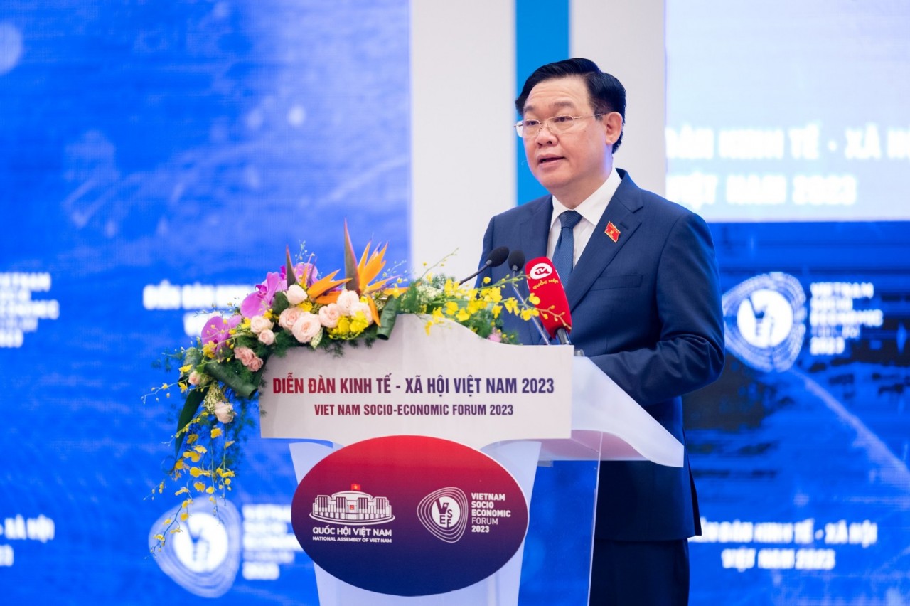 Nhiều giải pháp nhằm khơi thông nguồn lực, hỗ trợ doanh nghiệp vượt khó