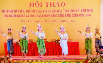 Bảo tồn văn hóa gắn với tạo sinh kế cho người nghèo và đồng bào Khmer