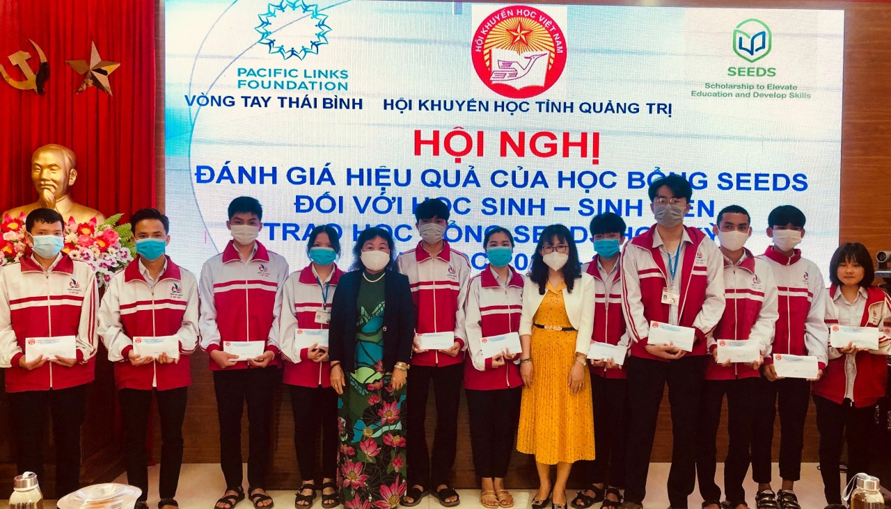 Đà Nẵng tiếp nhận hơn 2,5 tỷ đồng học bổng cho học sinh, sinh viên do SEEDS tài trợ