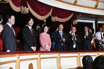 hoang thai tu va cong nuong nhat ban tham du le ra mat vo opera cong nu anio