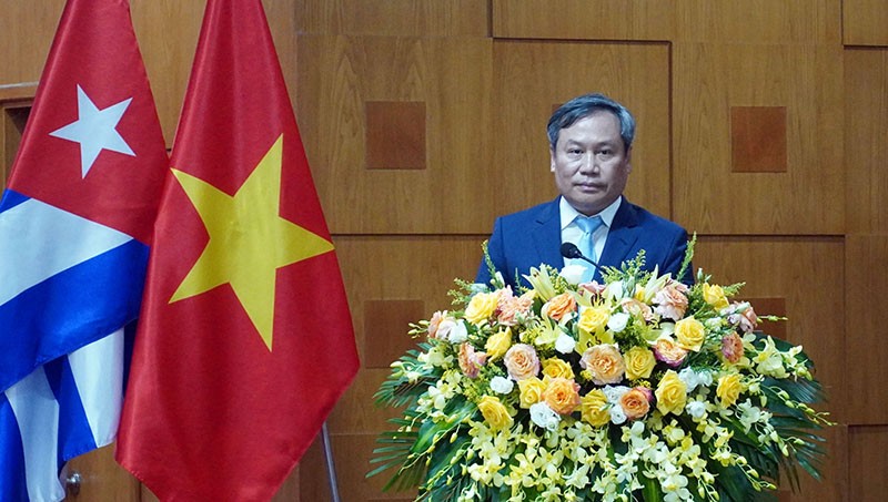 Đoàn đại biểu cấp cao Đảng, Nhà nước Cuba thăm và làm việc tại Quảng Bình Đoàn đại biểu cấp cao Đảng, Nhà nước Cuba thăm và làm việc tại Quảng Bình