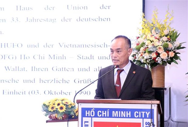 Vun dap tinh doan ket huu nghi giua nhan dan TP.HCM va nhan dan Duc hinh anh 1