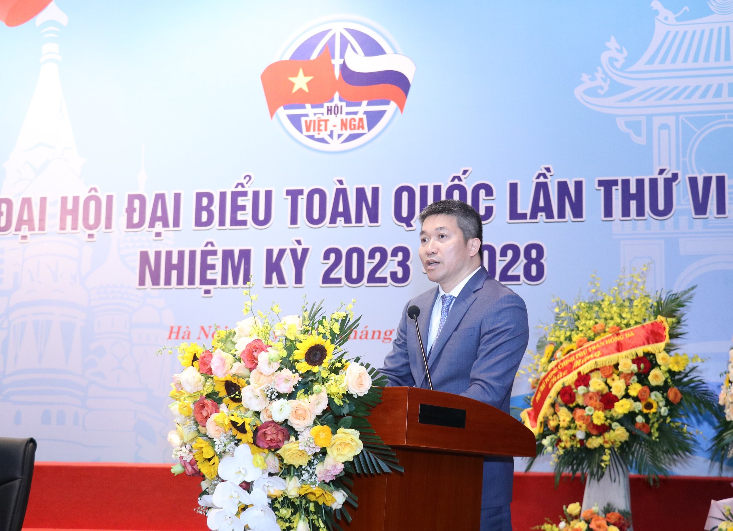 Tăng sức trẻ trong xây dựng quan hệ hữu nghị Việt Nam - Liên bang Nga