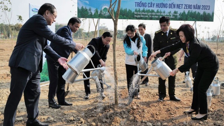 Doanh nghiệp góp sức ứng phó với biến đổi khí hậu