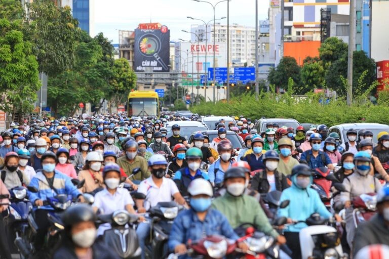 TPHCM sẽ hỗ trợ người dân đổi xe máy điện. (Ảnh: Thanh niên)