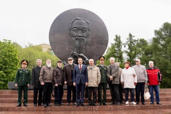 toan the gioi co 76 dia danh cong trinh in dau chu tich ho chi minh